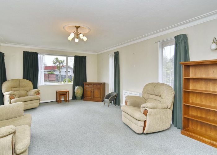  at 1/9 Juniper Place, Burnside, Christchurch