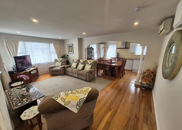  at 4 Oakhurst Place, Russley, Christchurch City, Canterbury