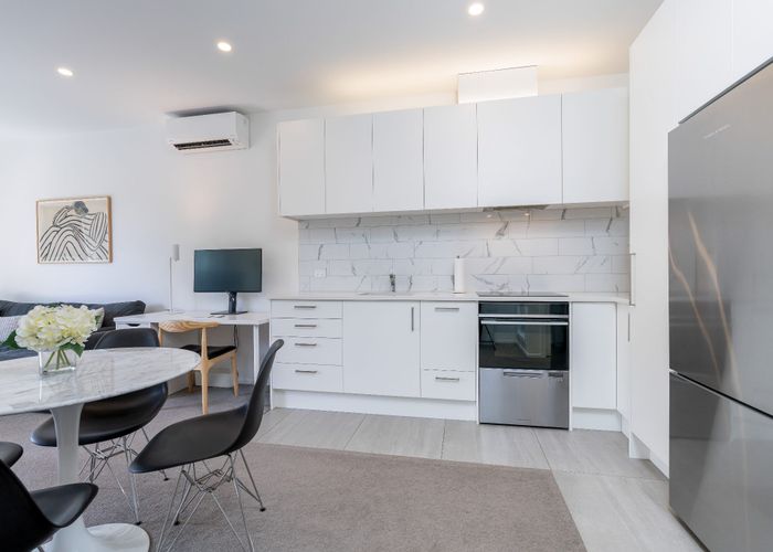  at 106/1C Oakley Avenue, Waterview, Auckland
