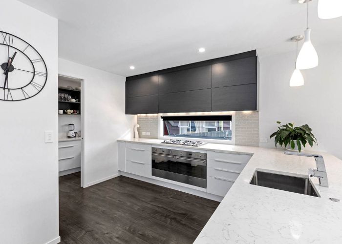  at 68 Arran Road, Browns Bay, Auckland