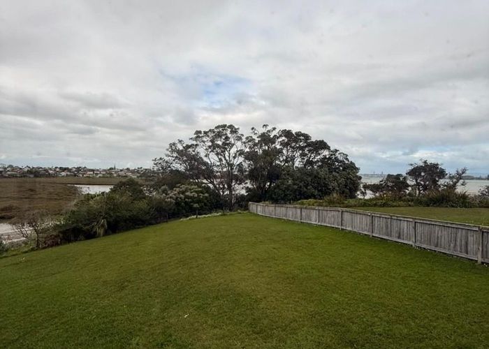  at 32 Marsden Street, Hauraki, North Shore City, Auckland