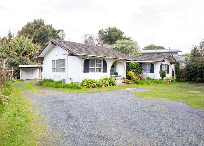  at 11 Hibiscus Avenue, Hamilton Lake, Hamilton, Waikato