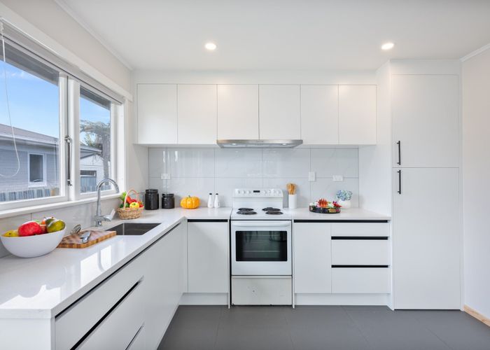  at 5 Alexander Crescent, Otara, Auckland