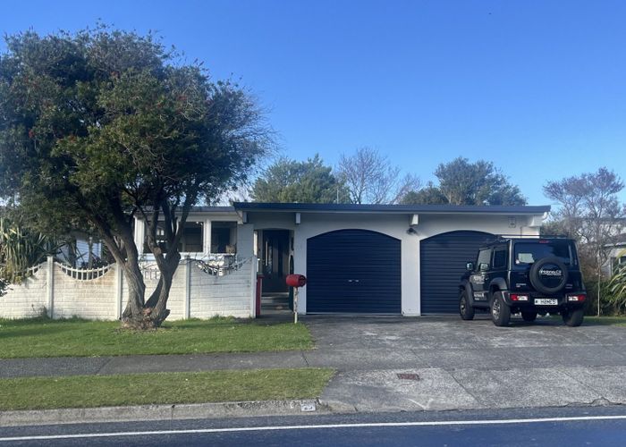  at 25 Discovery Drive, Whitby, Porirua, Wellington