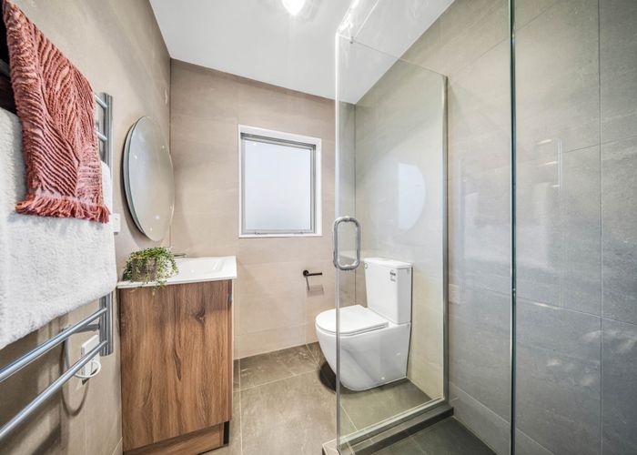  at 6 Frangipani Avenue, Manurewa, Manukau City, Auckland
