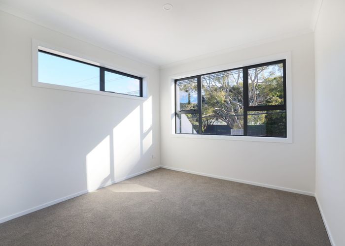  at 994-996 Taita Drive, Avalon, Lower Hutt, Wellington