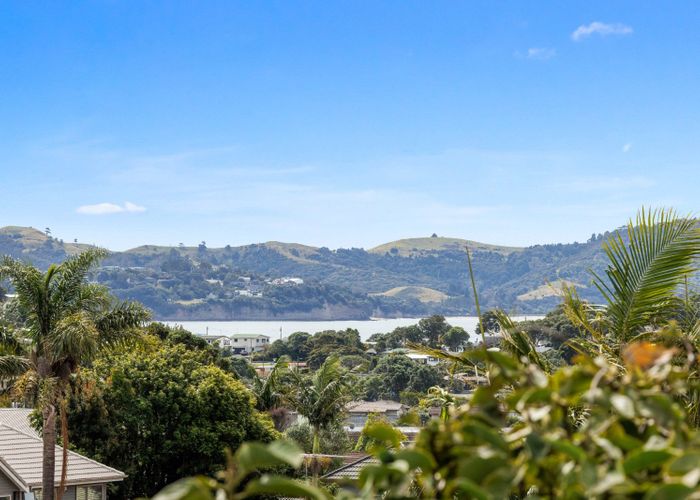  at 37 Vista Motu, Red Beach, Rodney, Auckland