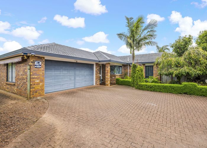  at 19 Sheriff Place, Randwick Park, Auckland