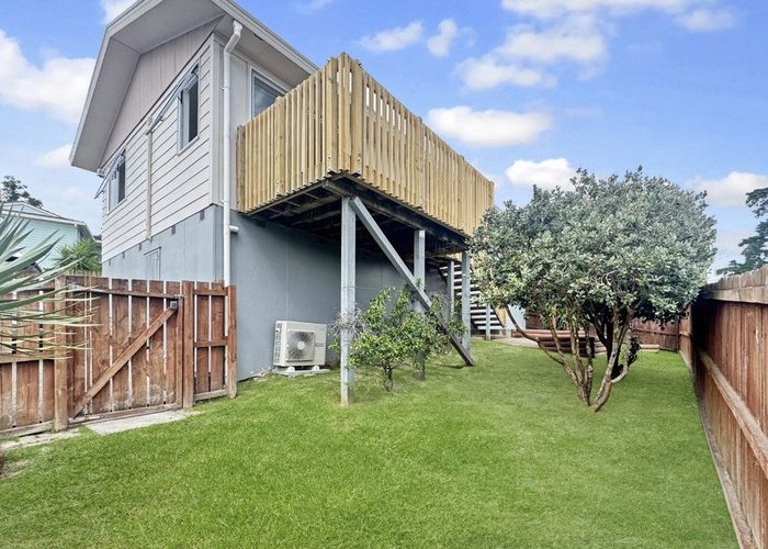  at Massey, Waitakere City, Auckland