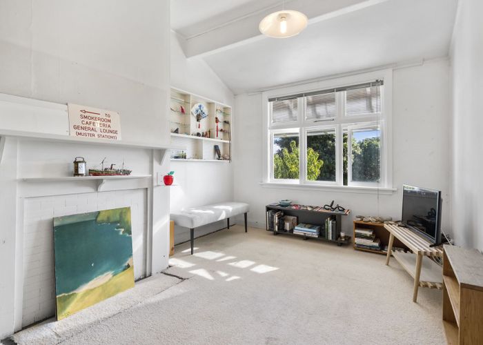  at 1 Moir Street, Mount Victoria, Wellington