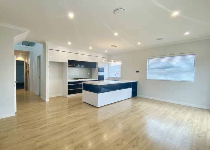 at 31 Laquinta Place, Flat Bush, Manukau City, Auckland