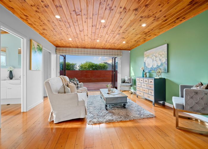  at 133 Astley Avenue, New Lynn, Auckland
