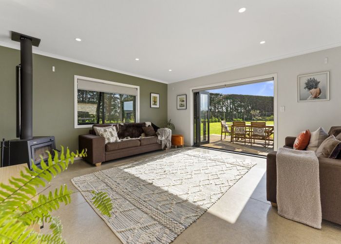  at 18 Grefor Lane, Waitarere, Levin