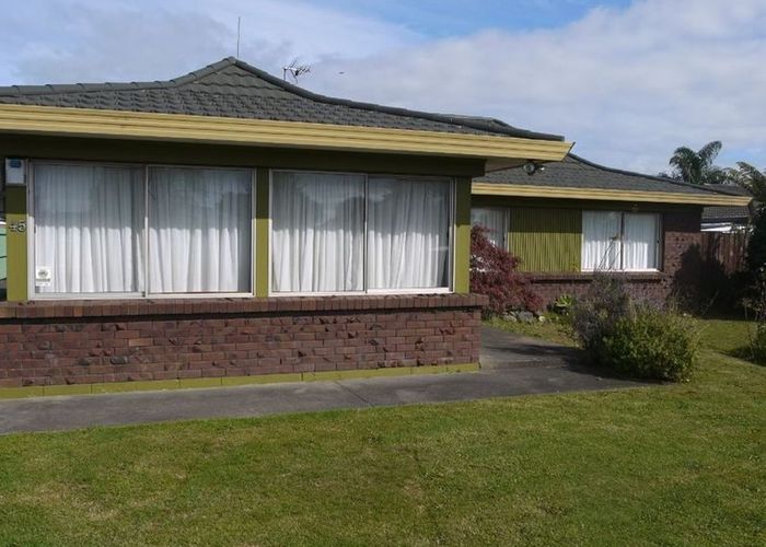  at 45 Great South Road, Takanini, Auckland