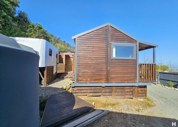  at 8 Cargills Road, BARRYTOWN, GREYMOUTH