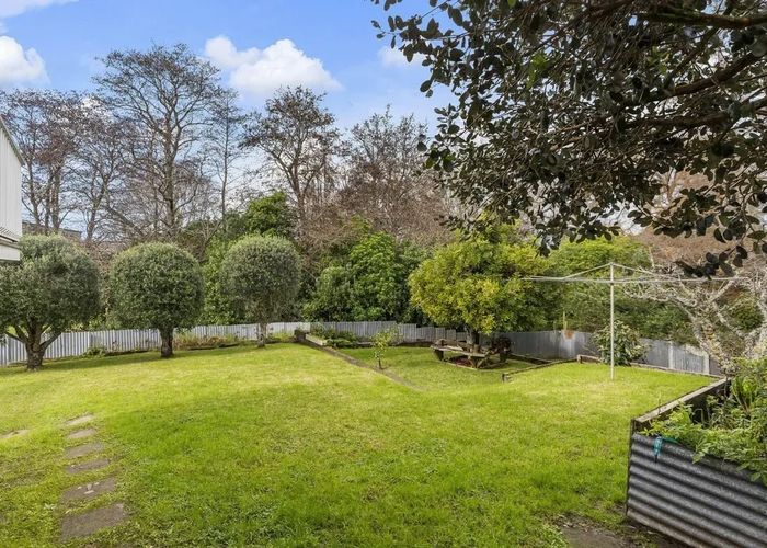  at 22 Larsen Road, Panmure, Auckland