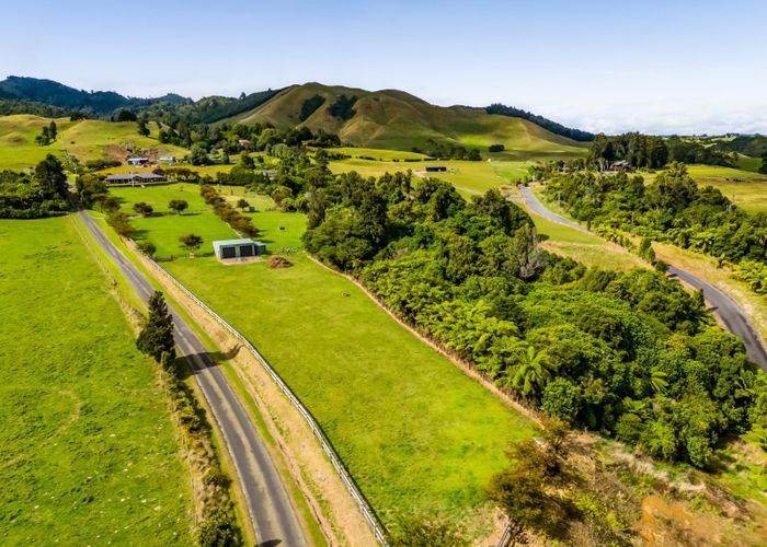 at Weld Road Upper, Oakura, New Plymouth, Taranaki
