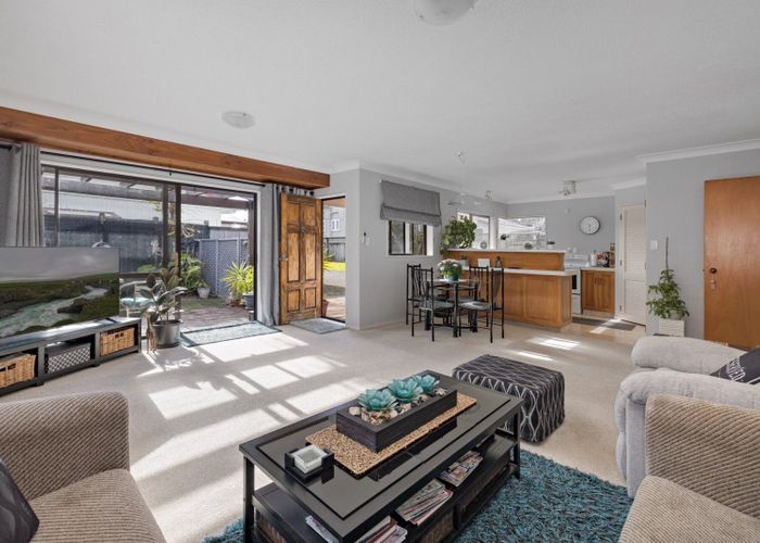  at 33A Percy Road, Papamoa, Tauranga, Bay Of Plenty
