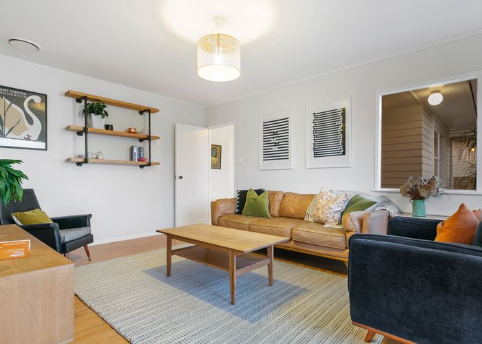  at 55 FAIRCLOUGH RD, Beach Haven, Auckland