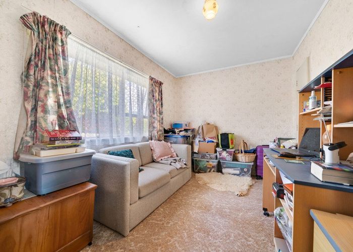  at 2/64 Weymouth Road, Manurewa, Manukau City, Auckland