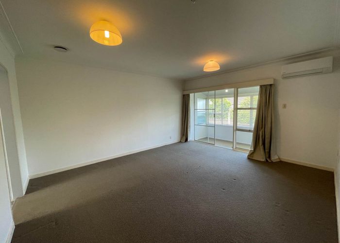  at 4/690 Pakuranga Road, Pakuranga, Manukau City, Auckland