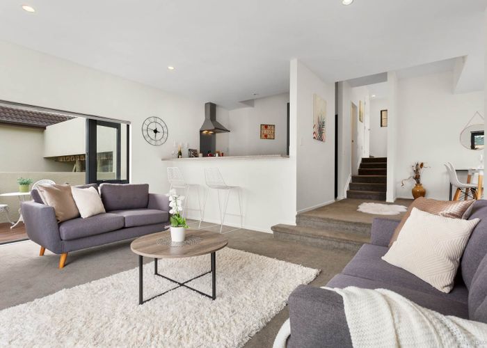  at 12/19 Langana Avenue, Browns Bay, Auckland