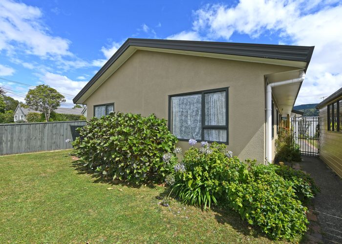  at 33 Stephen Street, Trentham, Upper Hutt