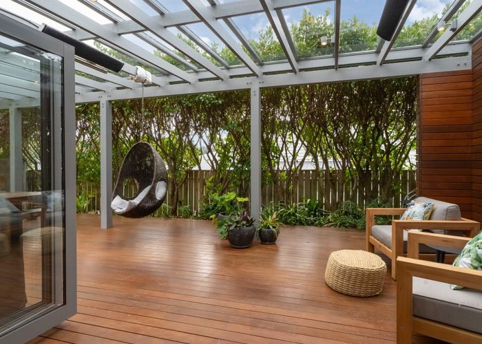  at 39 Winsley Terrace, Churton Park, Wellington