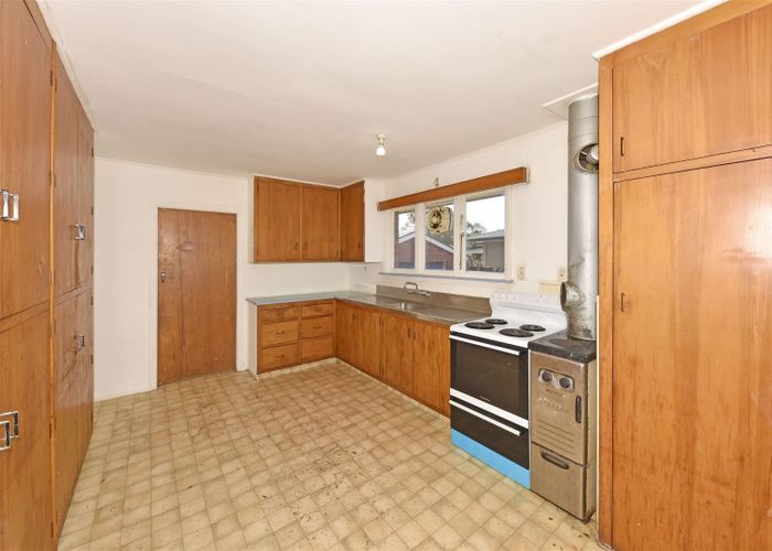  at 208 Yaldhurst Road, Avonhead, Christchurch