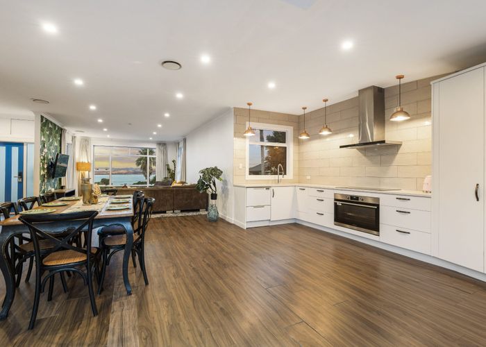  at 4 Fenton Terrace, Cockle Bay, Manukau City, Auckland