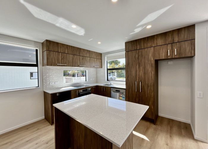 at 2/26 Winton Street, St. Albans, Christchurch City, Canterbury