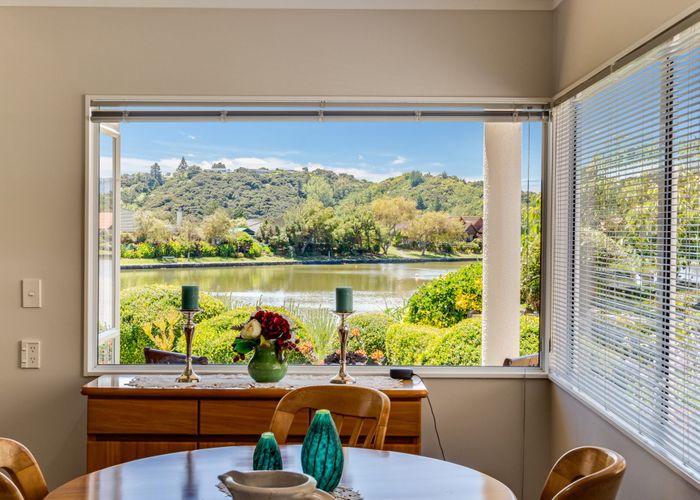 at 3 Lakeside Villas, WHITBY, PORIRUA