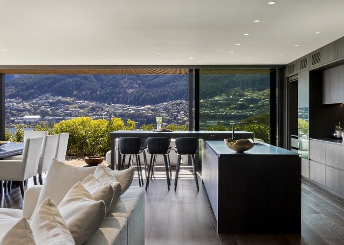  at 2 White Stag Rise, Kelvin Heights, Queenstown-Lakes, Otago