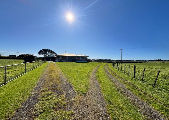  at 49 Shakespeare Road, Waiuku, Franklin, Auckland