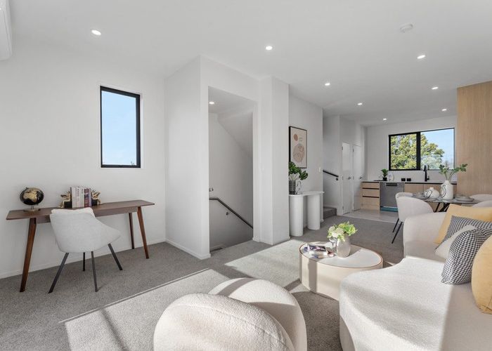  at 113 Te Atatu Road, Te Atatu South, Waitakere City, Auckland