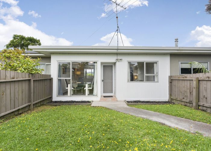  at 2/174 Birkdale Road, Birkdale, North Shore City, Auckland