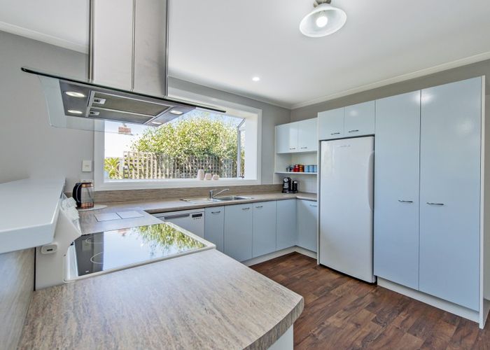  at 10 Lee Street, Southbridge, Southbridge