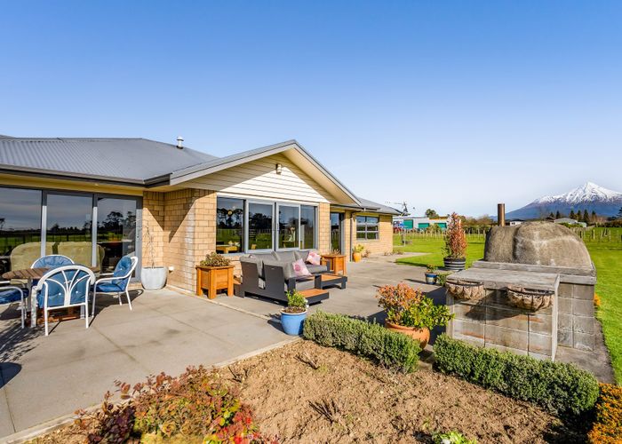  at 60 Monmouth Road, Pembroke, Stratford