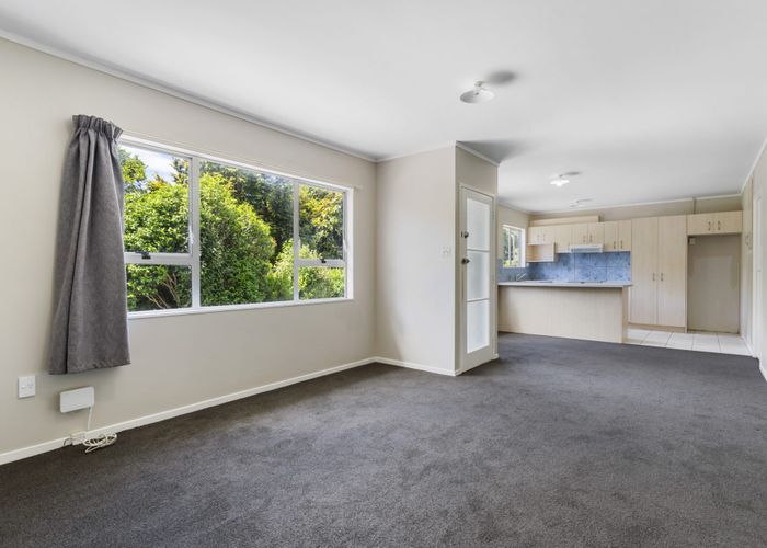  at 2/52 Te Kanawa Crescent, Henderson, Auckland