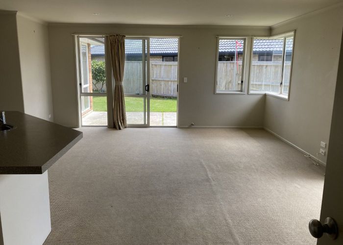  at 21 Winchester Place, Rototuna, Hamilton, Waikato