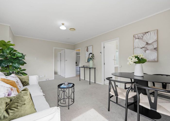  at 4/27 Puriri Avenue, Greenlane, Auckland City, Auckland