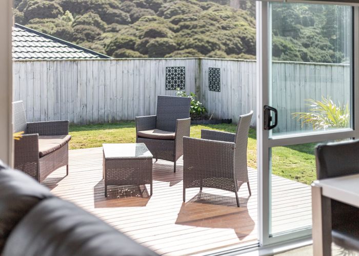  at 4 Moonsail Drive, Whitby, Porirua