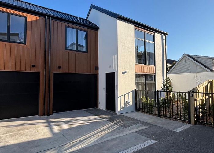  at 130 Holly Road, St. Albans, Christchurch City, Canterbury