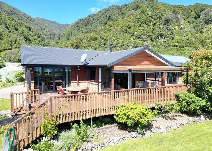  at 12A Cargill Road, Barrytown, Runanga