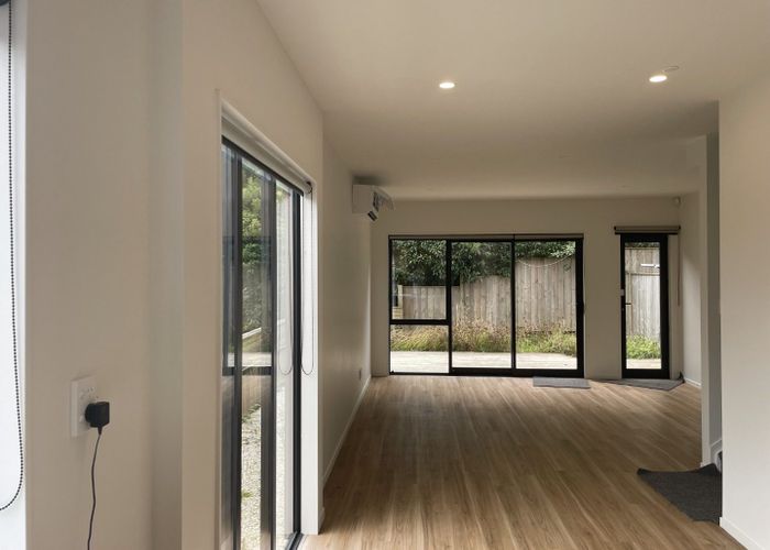  at 6 Korokio Lane, Henderson, Waitakere City, Auckland