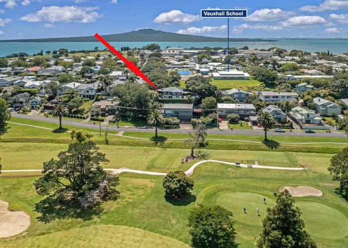  at 6 Morrison Avenue, Devonport, North Shore City, Auckland