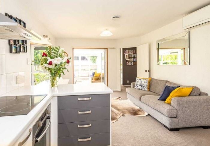  at 11 Cascade Place, Sumner, Christchurch