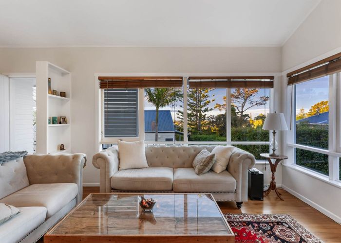  at 111 Carlisle Road, Torbay, North Shore City, Auckland