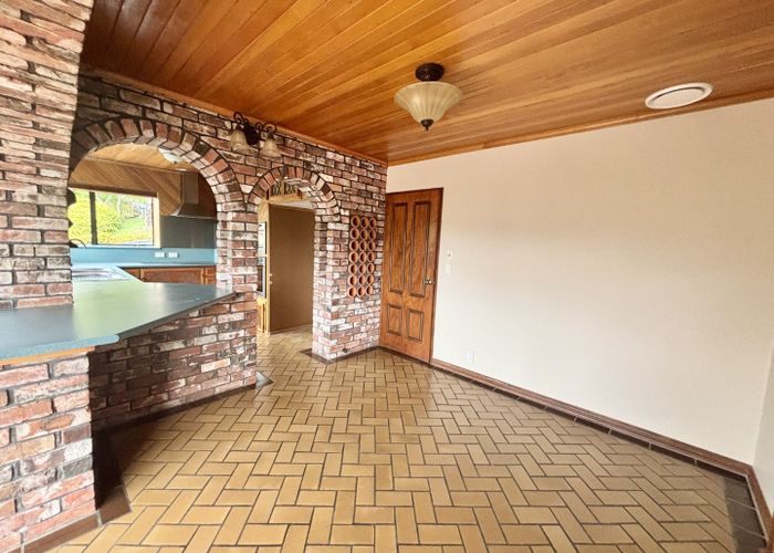  at 1 Hobbit Lane, Pinehaven, Upper Hutt, Wellington