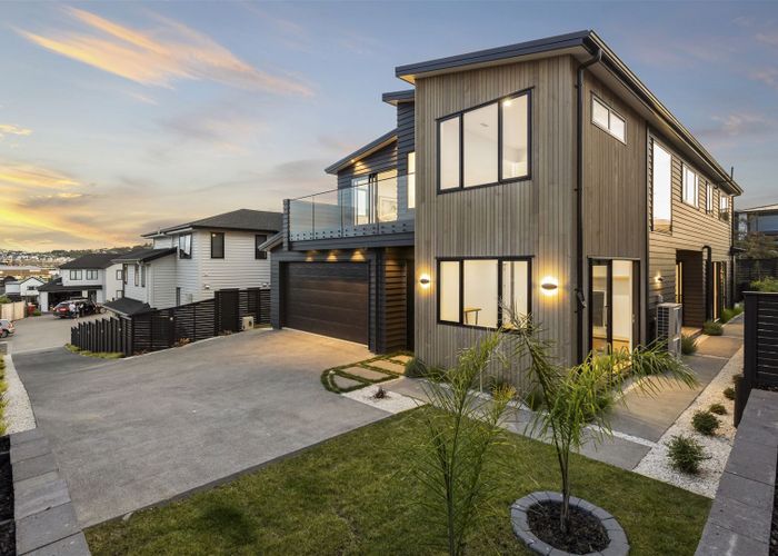  at 3 Fender Place, Long Bay, Auckland